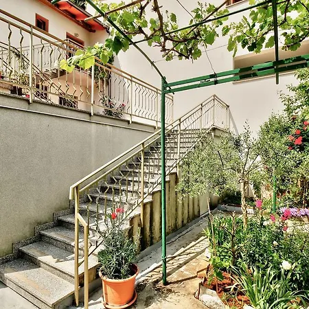 Lanza Apartament