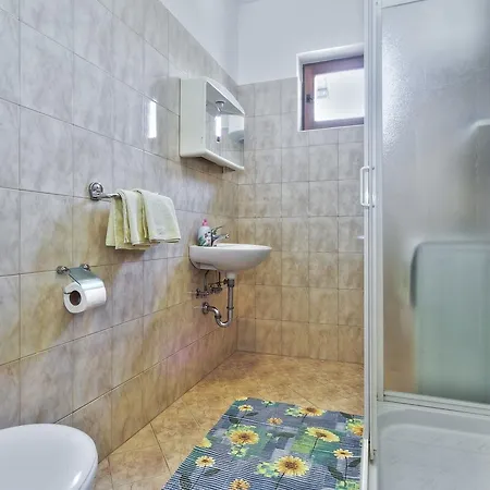 Lanza Apartament *