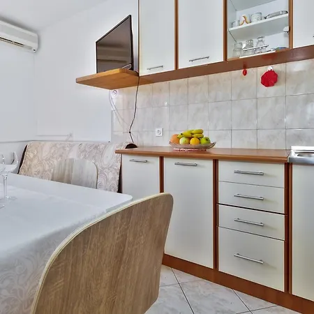 Apartament Lanza *